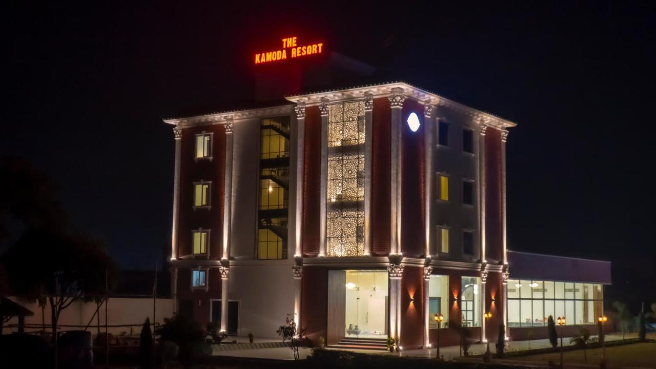 The Kamoda Resort Ambikapur Bagian luar foto