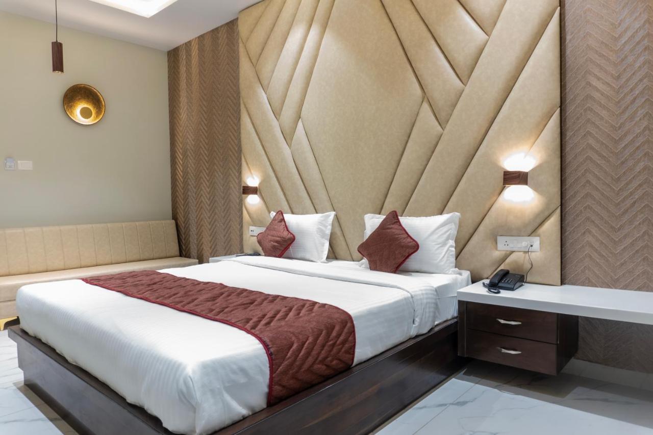 The Kamoda Resort Ambikapur Bagian luar foto